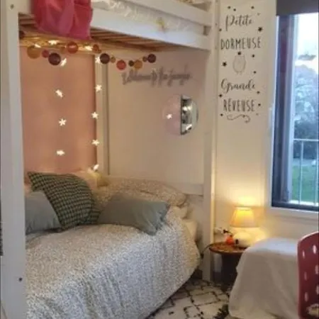 2 - A Pied Apartment